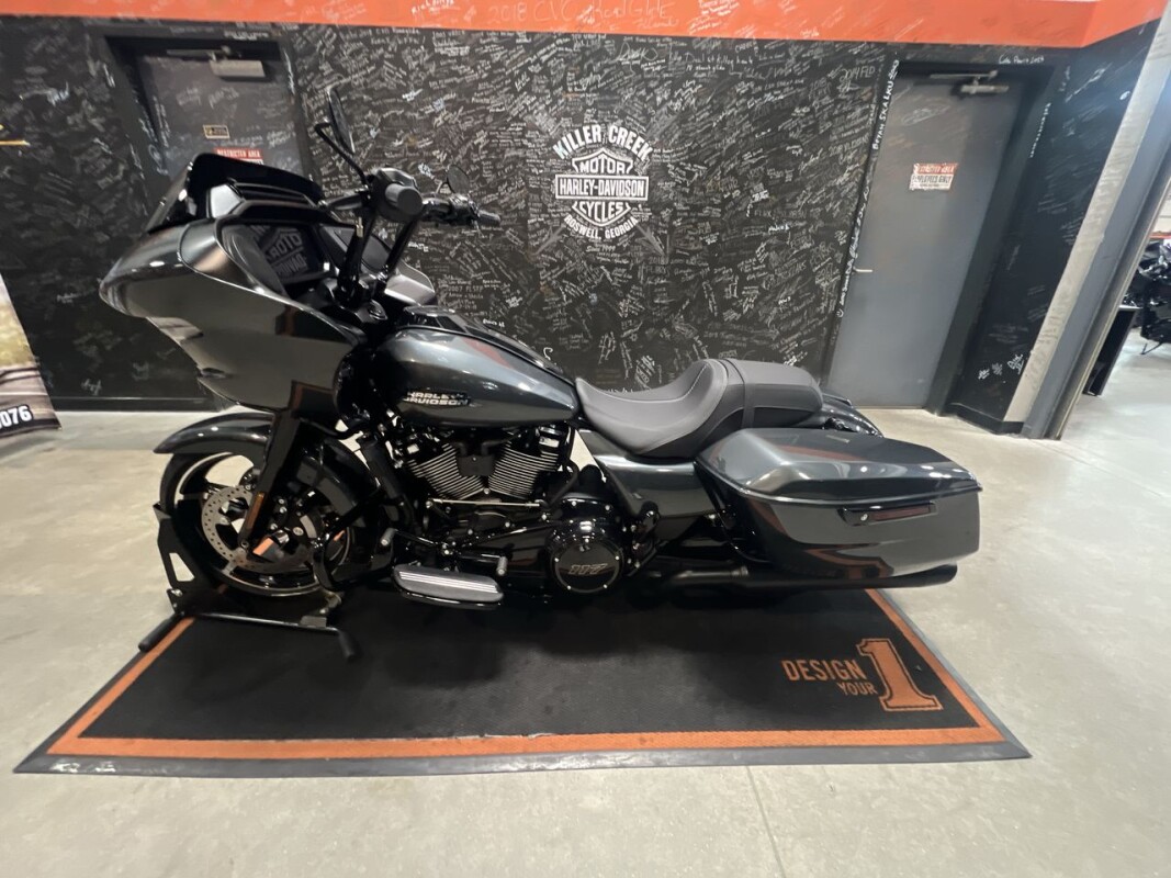 2025 Harley-Davidson Road Glide IRON HORSE MTLC - Photo 8