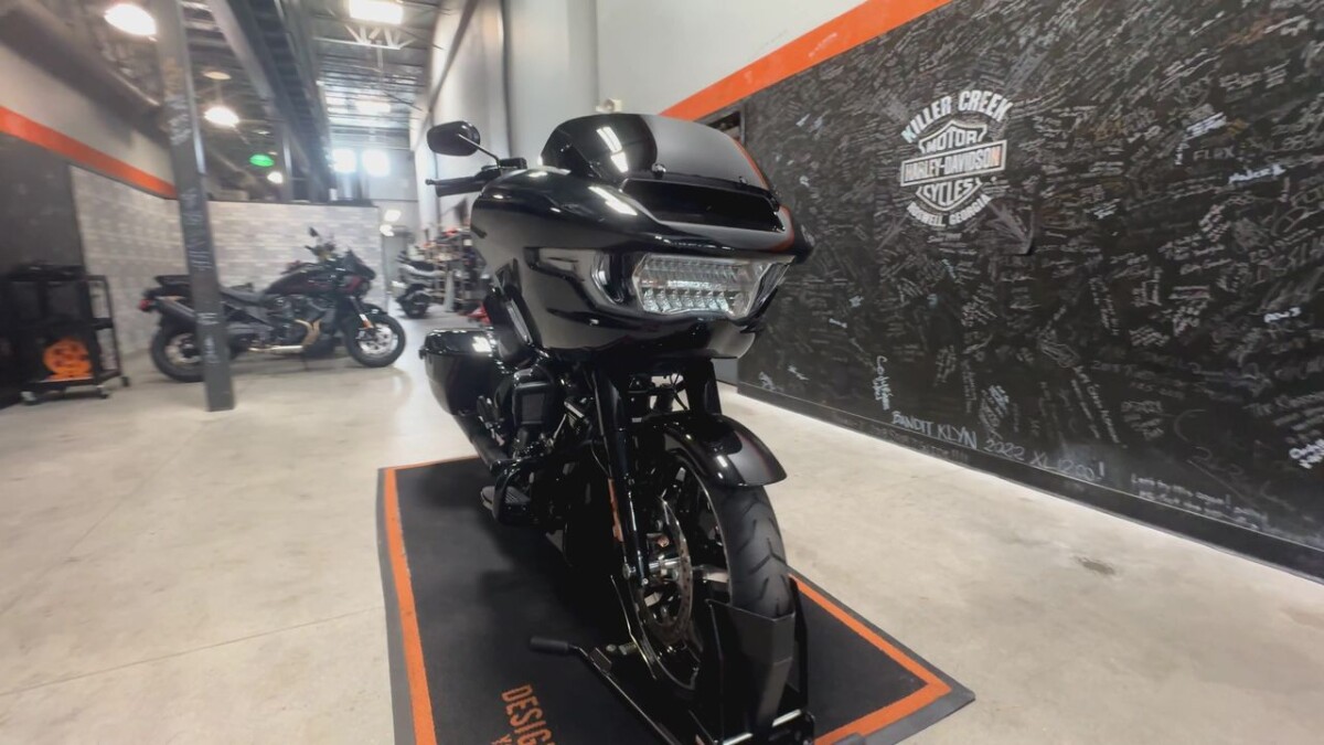 2025 Harley-Davidson Road Glide VIVID BLACK - Photo 7