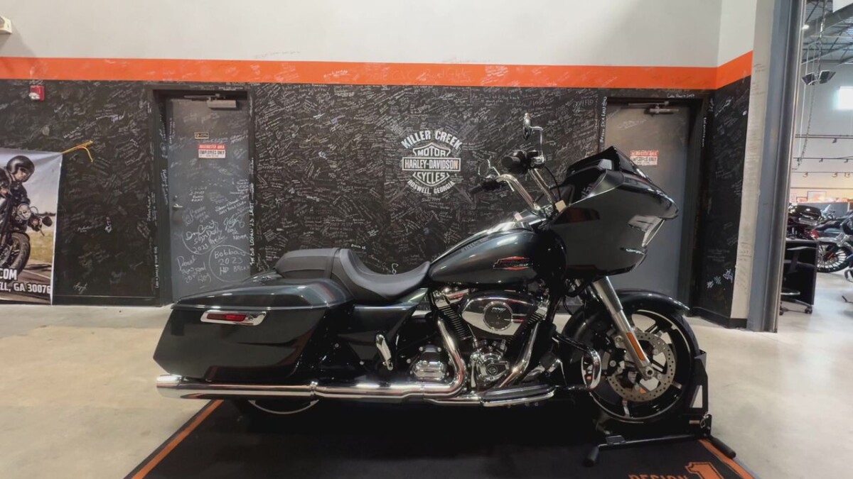 2025 Harley-Davidson Road Glide IRON HORSE MTLC - Photo 5