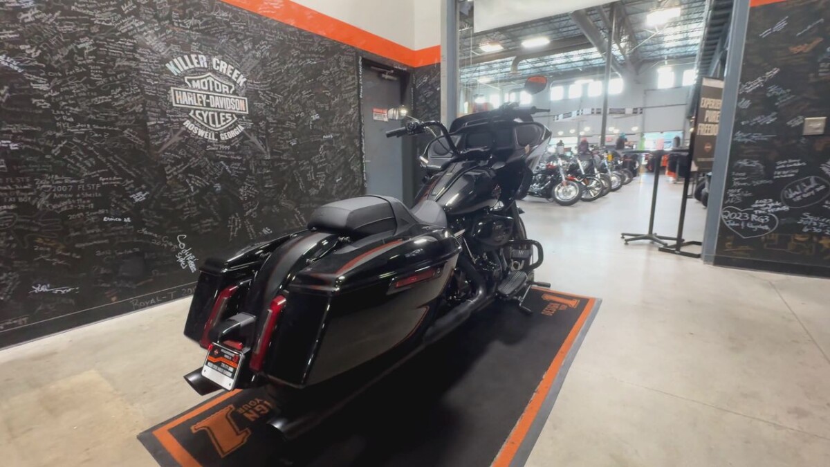 2025 Harley-Davidson Road Glide MDNGHT FIRSTORM - Photo 4