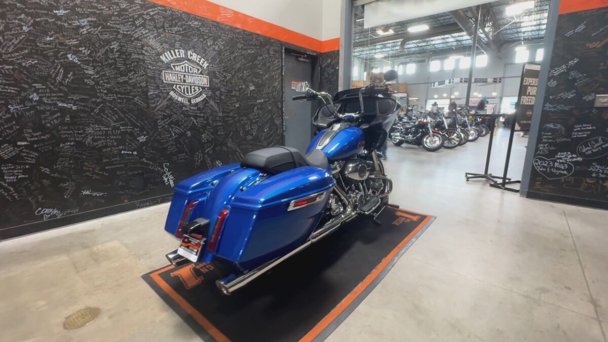 FLTRX 2025 Road Glide - Photo 4