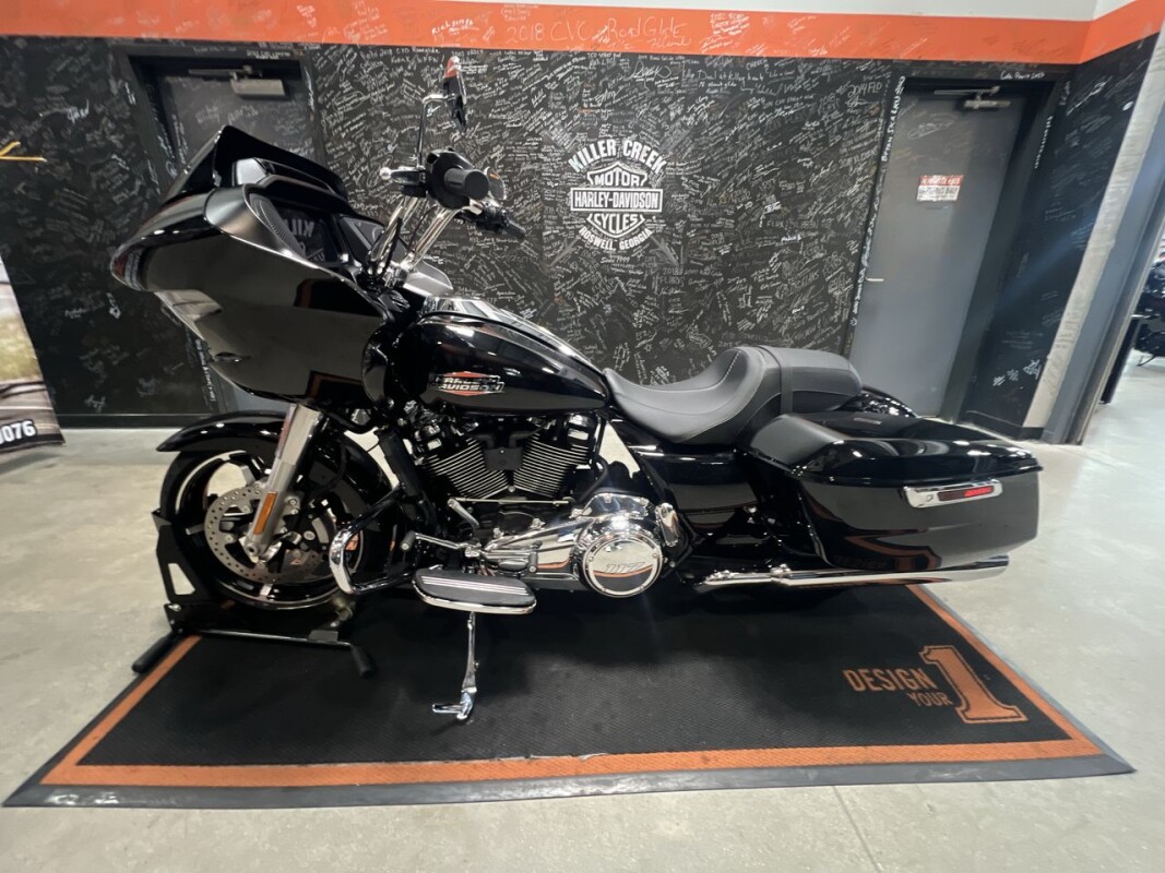 2025 Harley-Davidson Road Glide VIVID BLACK - Photo 8