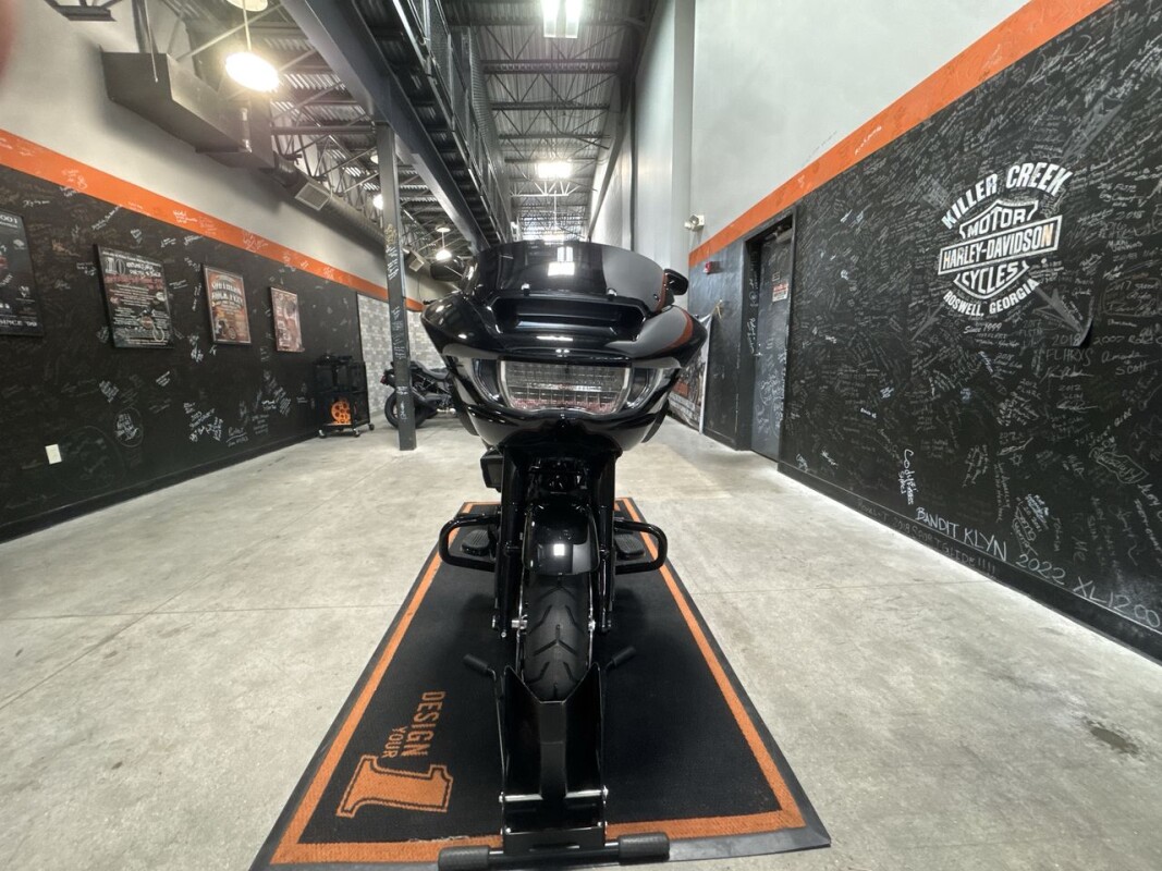 2025 Harley-Davidson Road Glide VIVID BLACK - Photo 10
