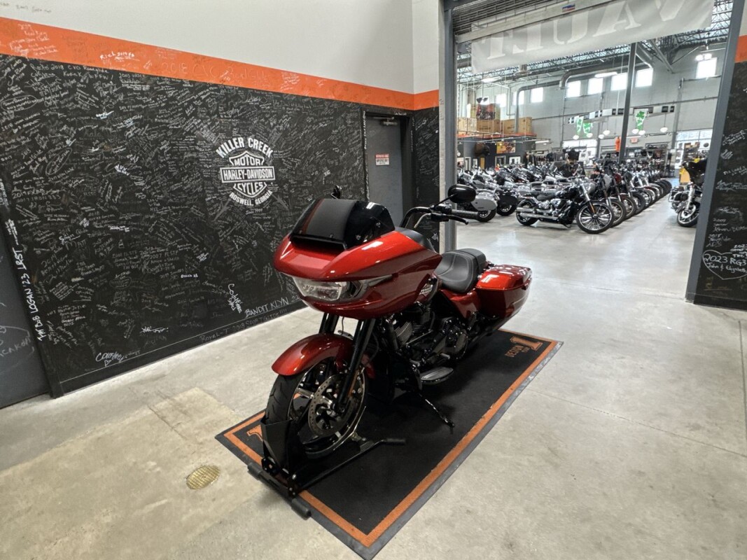 FLTRX 2025 Road Glide