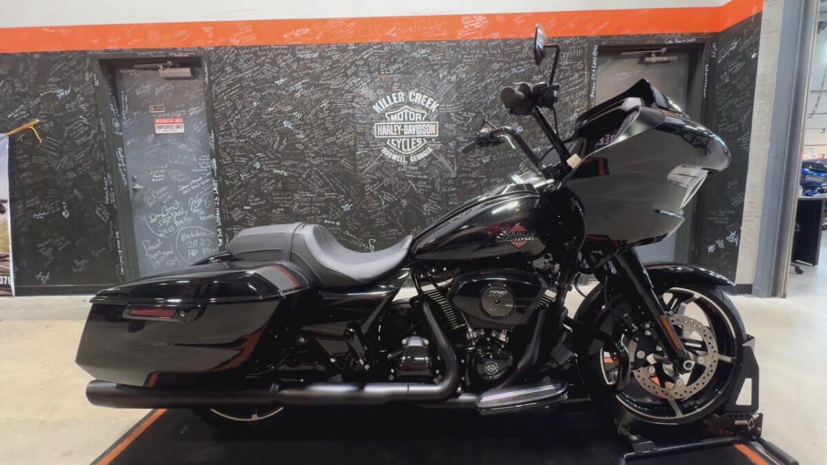 2025 Harley-Davidson Road Glide MDNGHT FIRSTORM - Photo 5