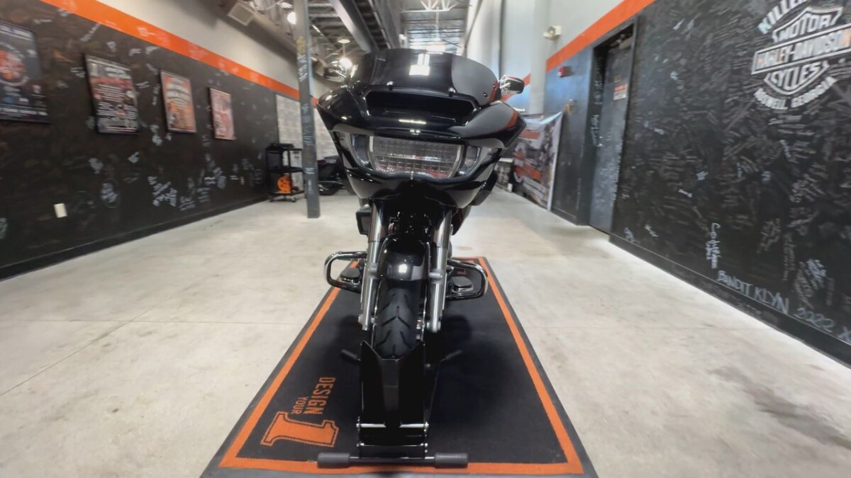 2025 Harley-Davidson Road Glide VIVID BLACK - Photo 7