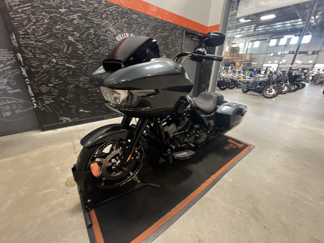 2025 Harley-Davidson Road Glide IRON HORSE MTLC - Photo 7