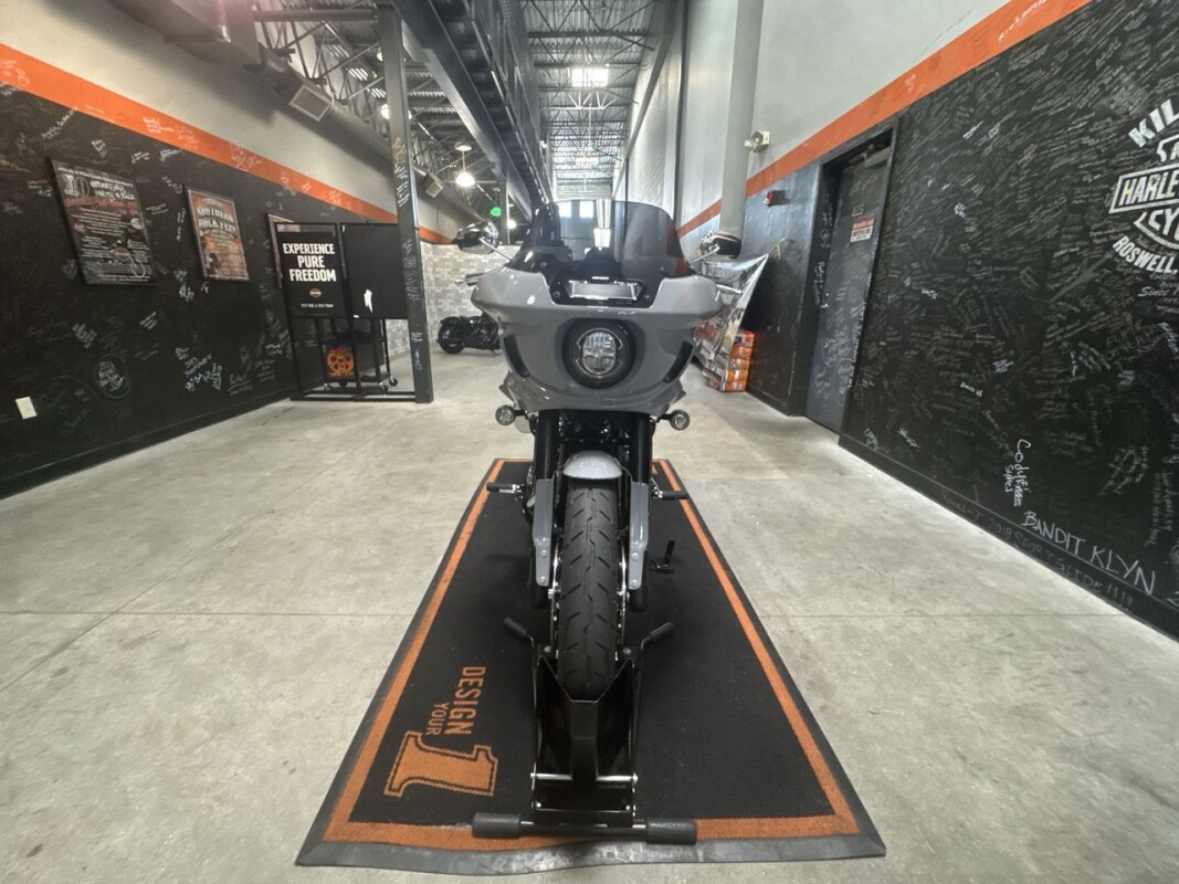 FXLRST 2025 Low Rider ST - Photo 10