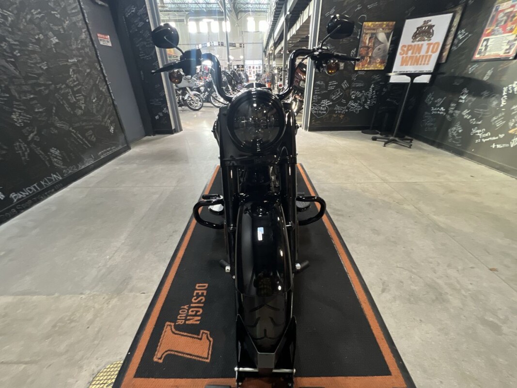 2025 Harley-Davidson Road King Special VIVID BLACK - Photo 6