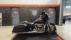 2017 Harley-Davidson<sup>®</sup> Street Glide<sup>®</sup> Special BLACK DENIM thumb 0