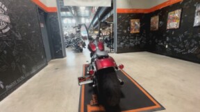 2015 Harley-Davidson<sup>®</sup> Breakout<sup>®</sup> MYSTERIOUS RED thumb 2