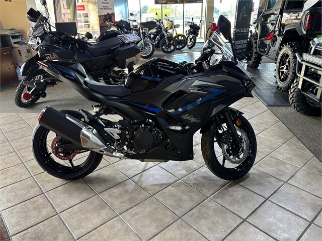 EX500HSFNL 2025 Ninja 500