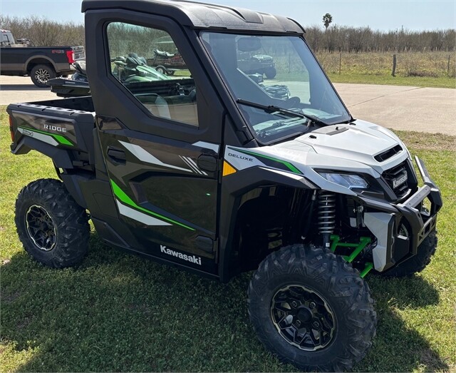 2025 Kawasaki RIDGE XR Deluxe HVAC ICE GRAY