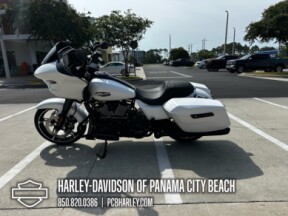 2025 Harley-Davidson® Road Glide™ thumb 0