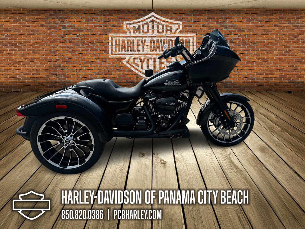 2025 Harley-Davidson® Road Glide® 3