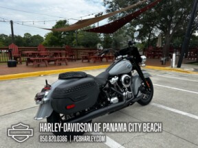2025 Harley-Davidson® Heritage Classic thumb 3