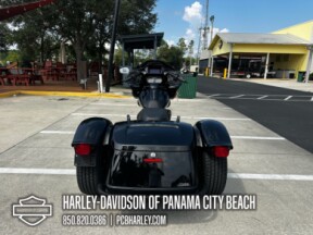 2025 Harley-Davidson® Road Glide® 3 thumb 2