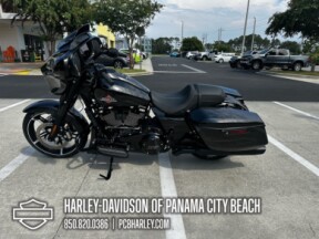 2025 Harley-Davidson® Street Glide™ thumb 0