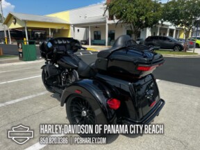 2025 Harley-Davidson® Tri Glide® Ultra thumb 2