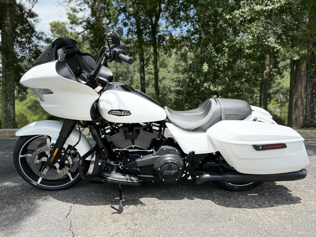 FLTRX 2025 Road Glide