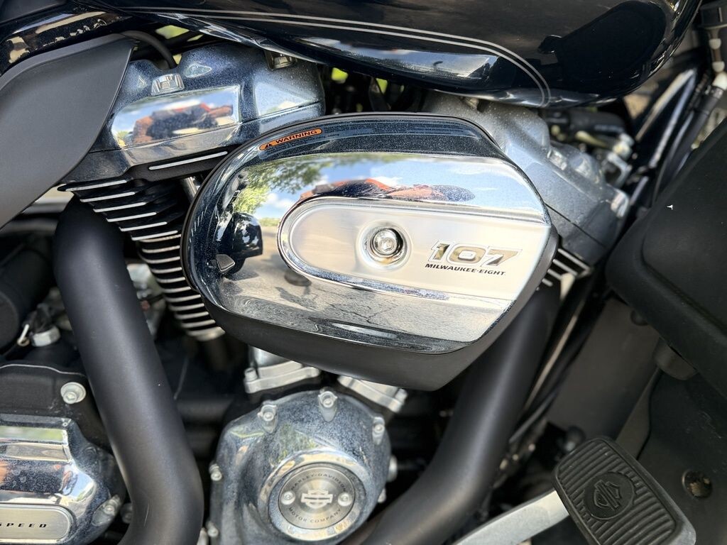 FLHTCUTG 2017 Tri Glide Ultra - Photo 7