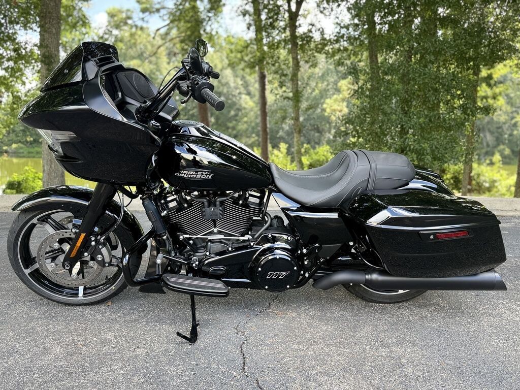 FLTRX 2025 Road Glide