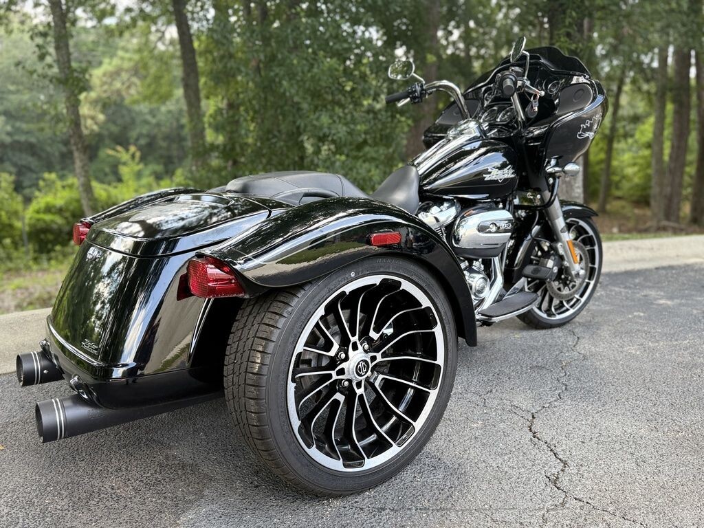FLTRT 2024 Road Glide 3 - Photo 5