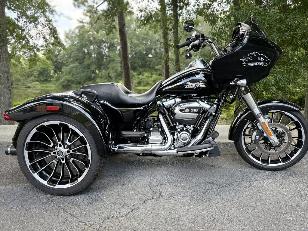 FLTRT 2024 Road Glide 3