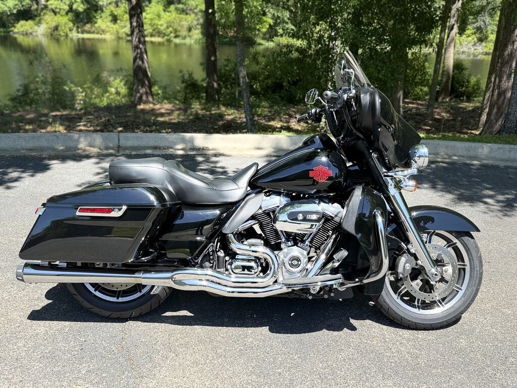 FLHT 2019 Electra Glide Standard