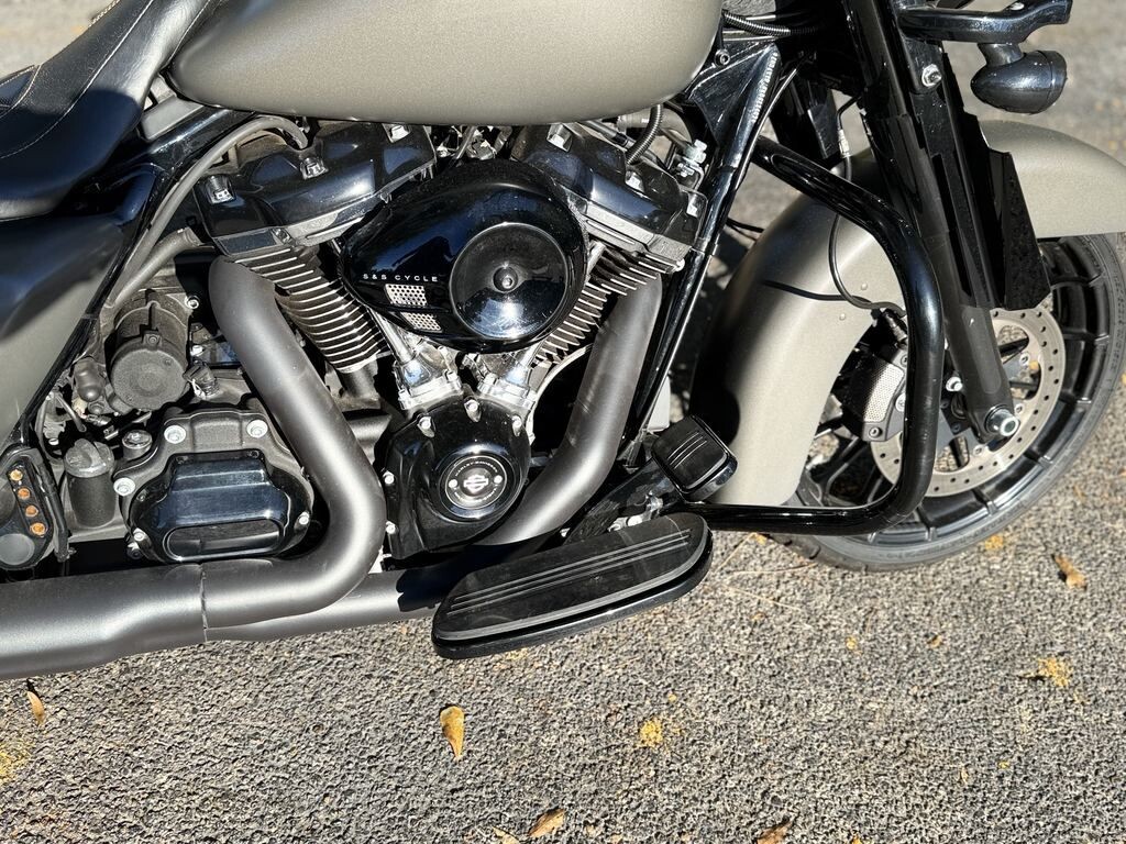 FLHXS 2019 Street Glide Special - Photo 7
