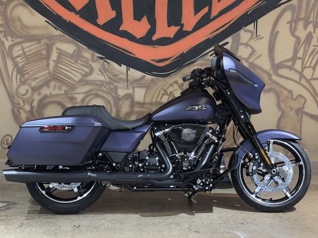 FLHX 2025 Street Glide