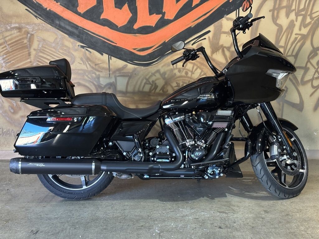 FLTRX 2024 Road Glide