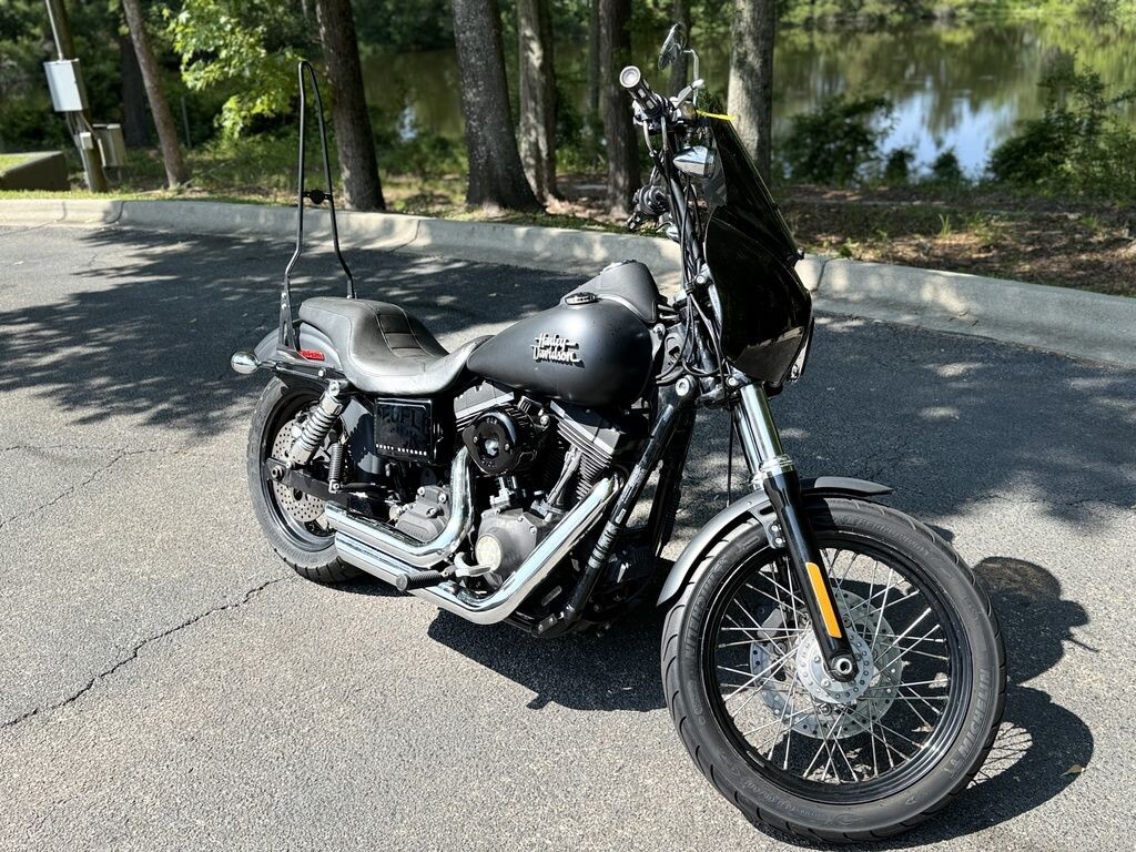 FXDB 2015 Street Bob - Photo 3