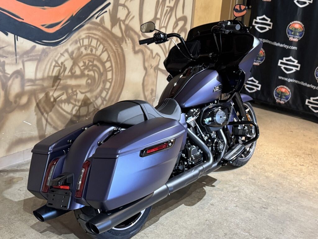 FLTRX 2025 Road Glide - Photo 5