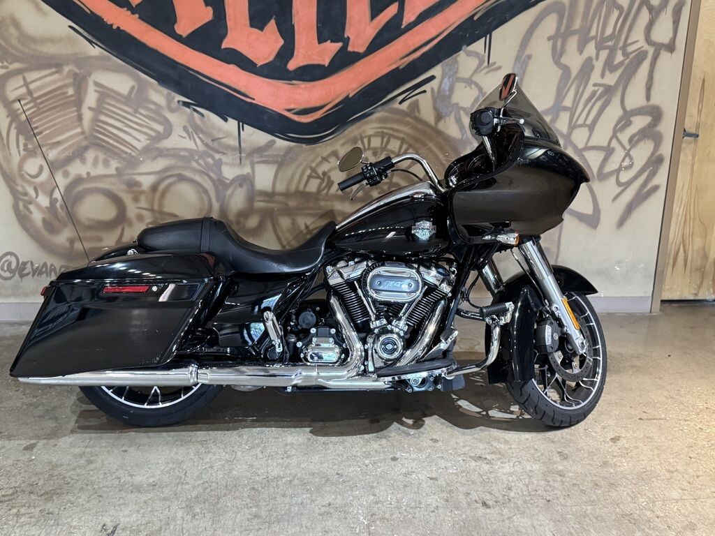 FLTRXS 2022 Road Glide Special