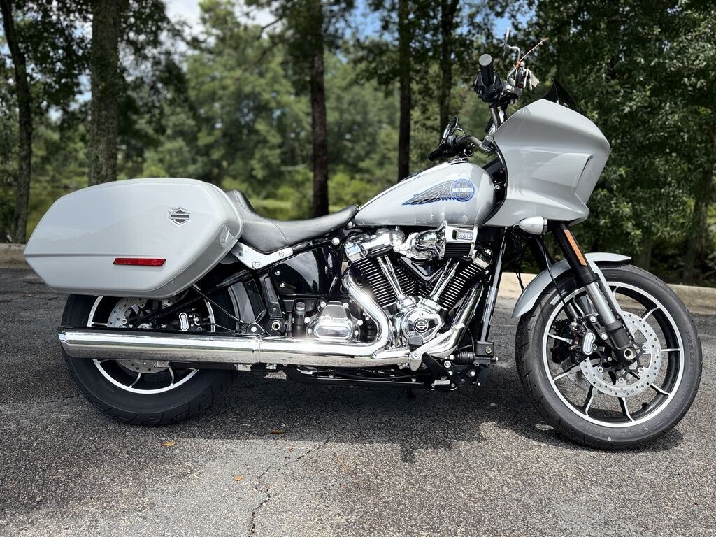 FXLRST 2025 Low Rider ST - Photo 9