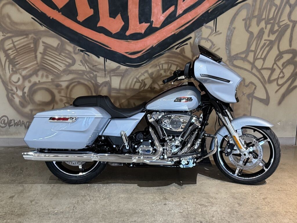 FLHX 2025 Street Glide
