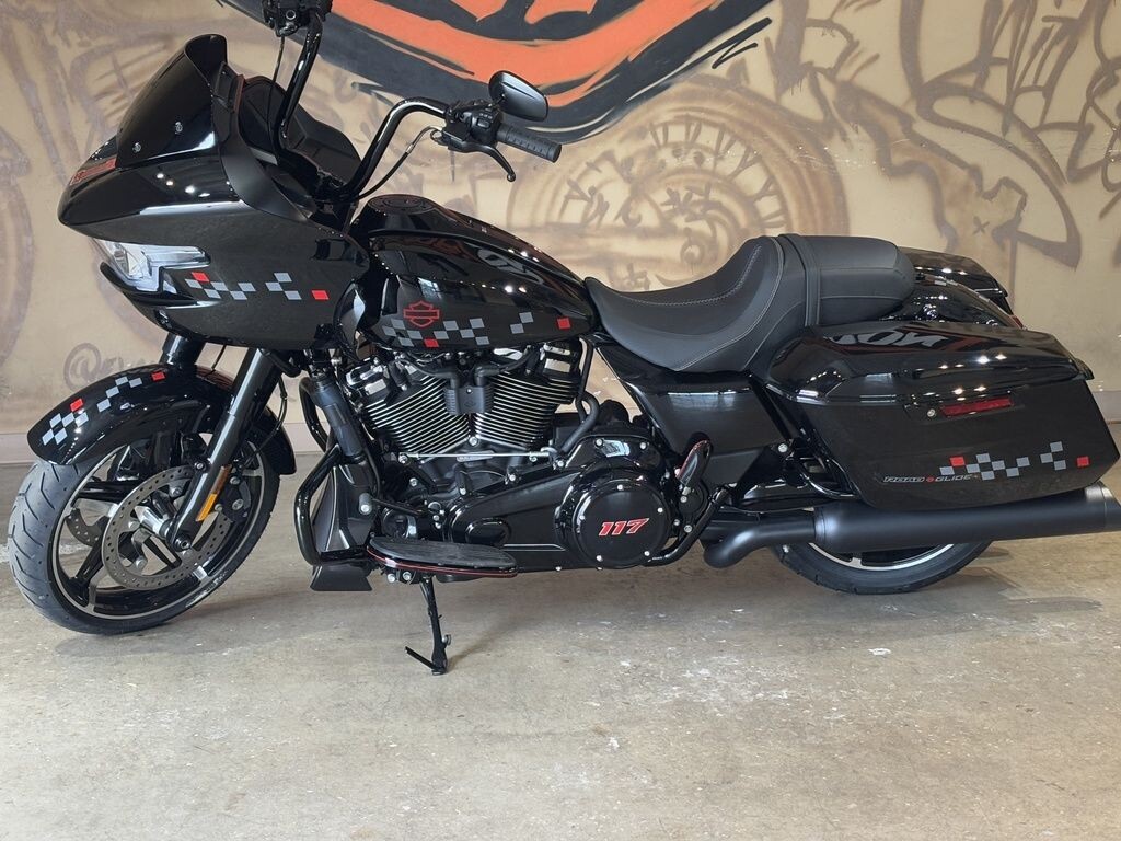 FLTRX 2025 Road Glide - Photo 7