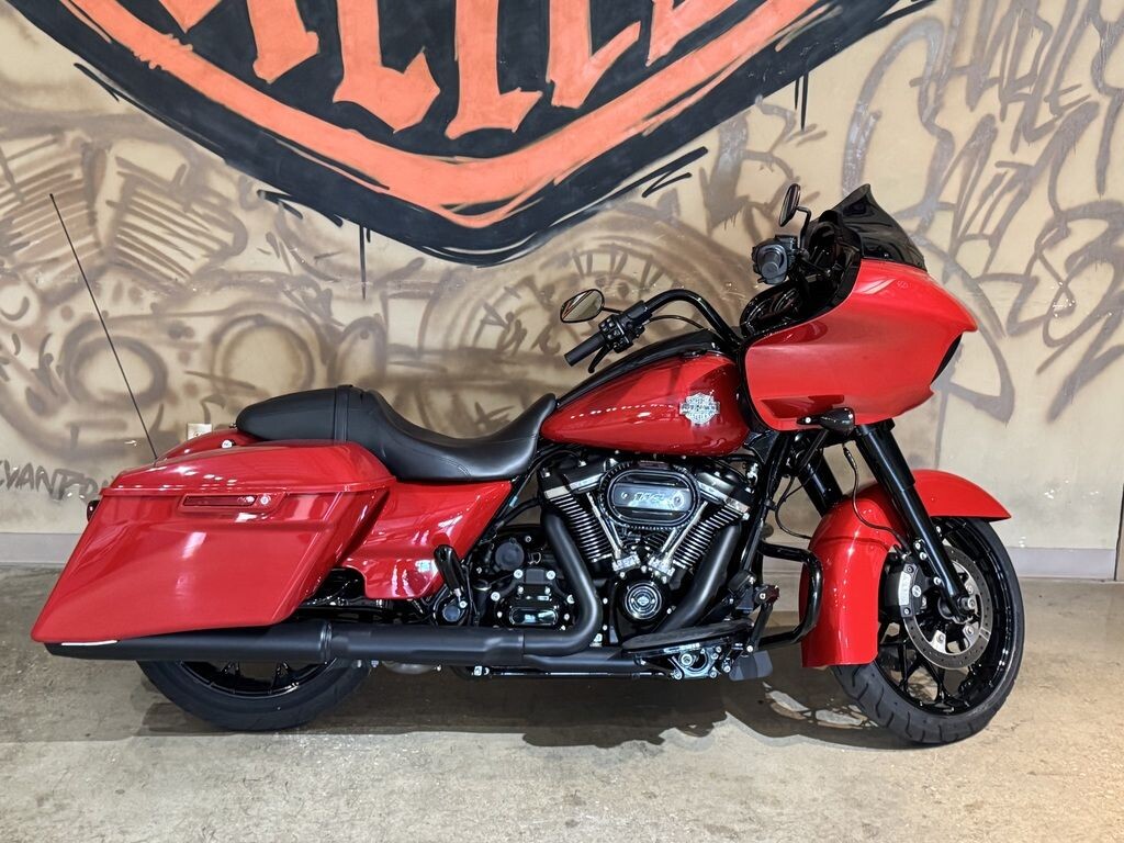 FLTRXS 2022 Road Glide Special