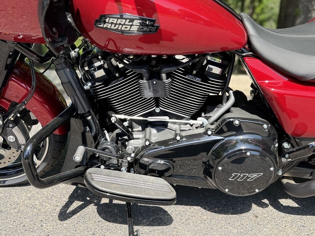 FLTRX 2025 Road Glide - Photo 7
