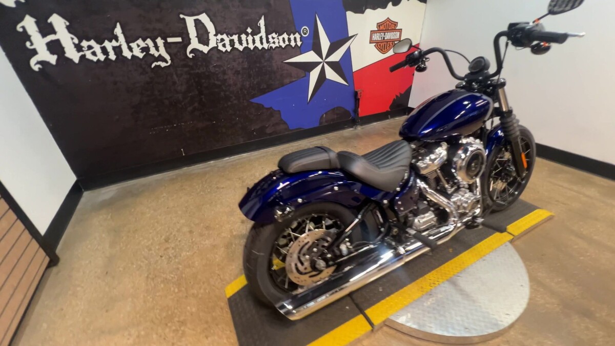 2025 Harley-Davidson Street Bob FXBB - Photo 4