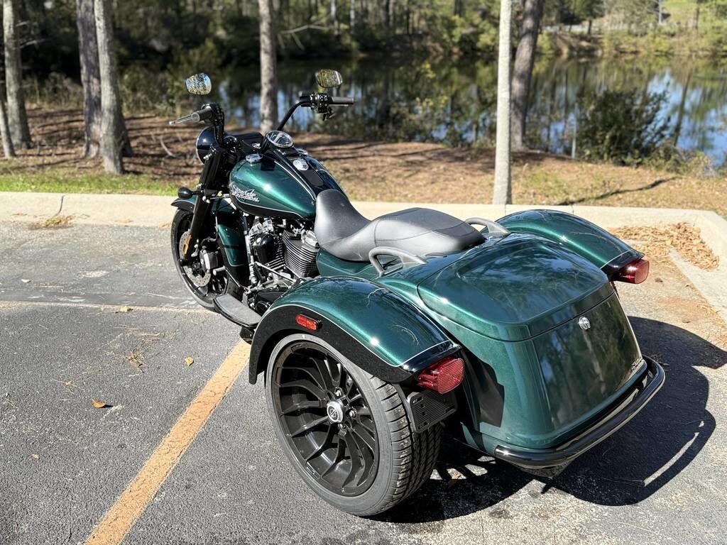 FLRT 2024 Freewheeler - Photo 5