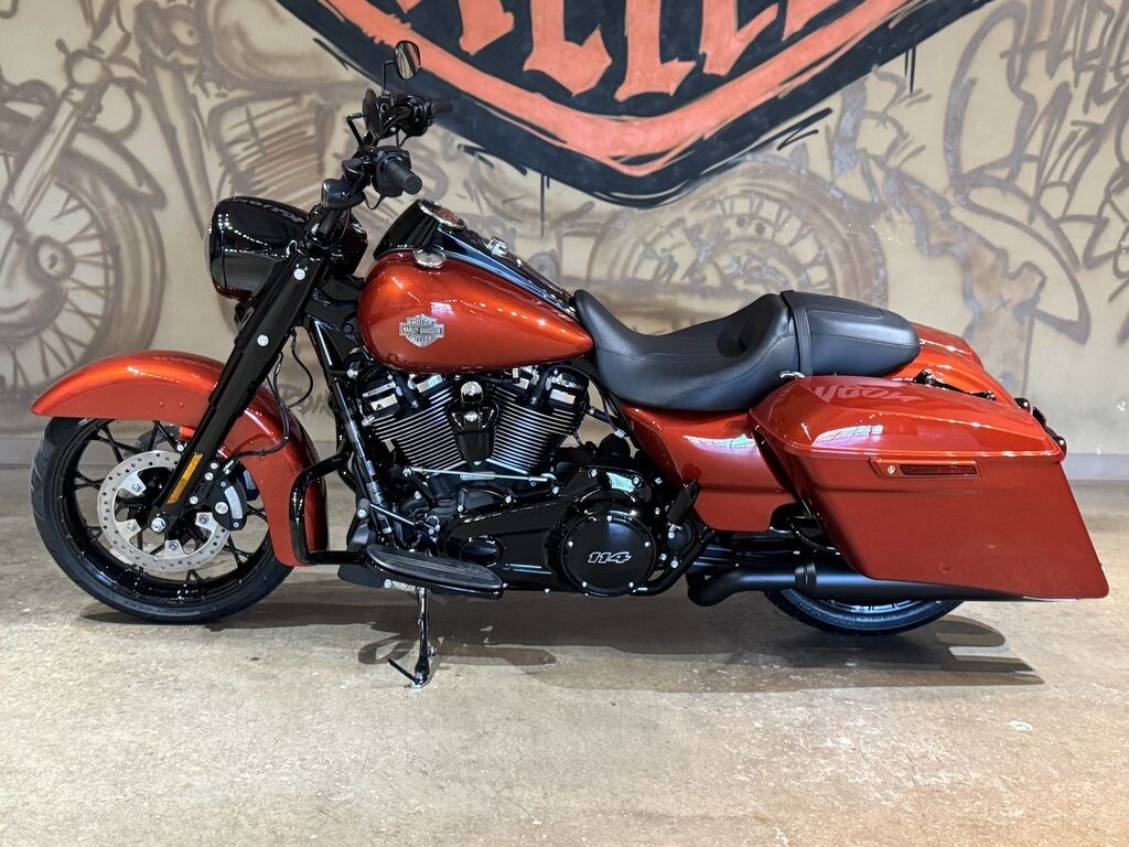 FLHRXS 2025 Road King Special - Photo 9