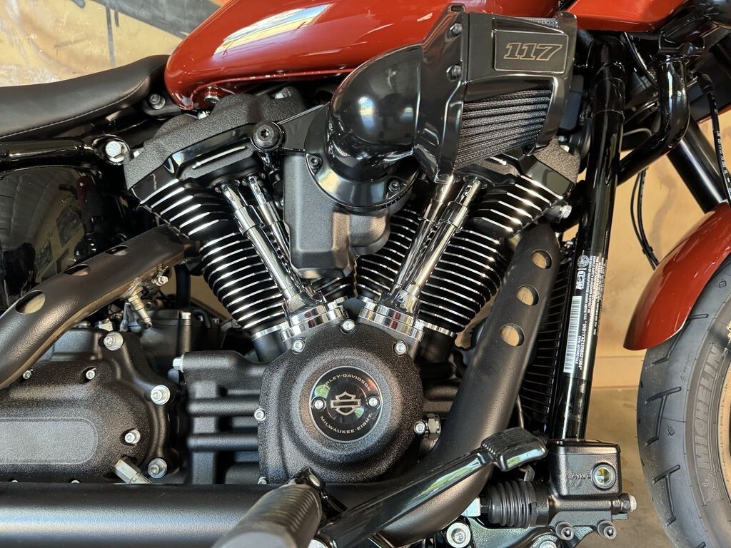 FXLRST 2024 Low Rider ST - Photo 7