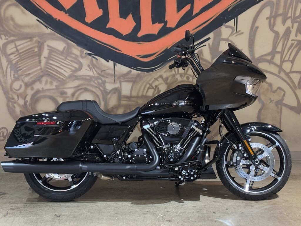FLTRX 2025 Road Glide