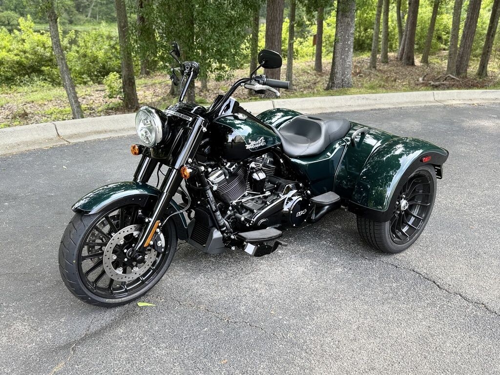 FLRT 2024 Freewheeler - Photo 3