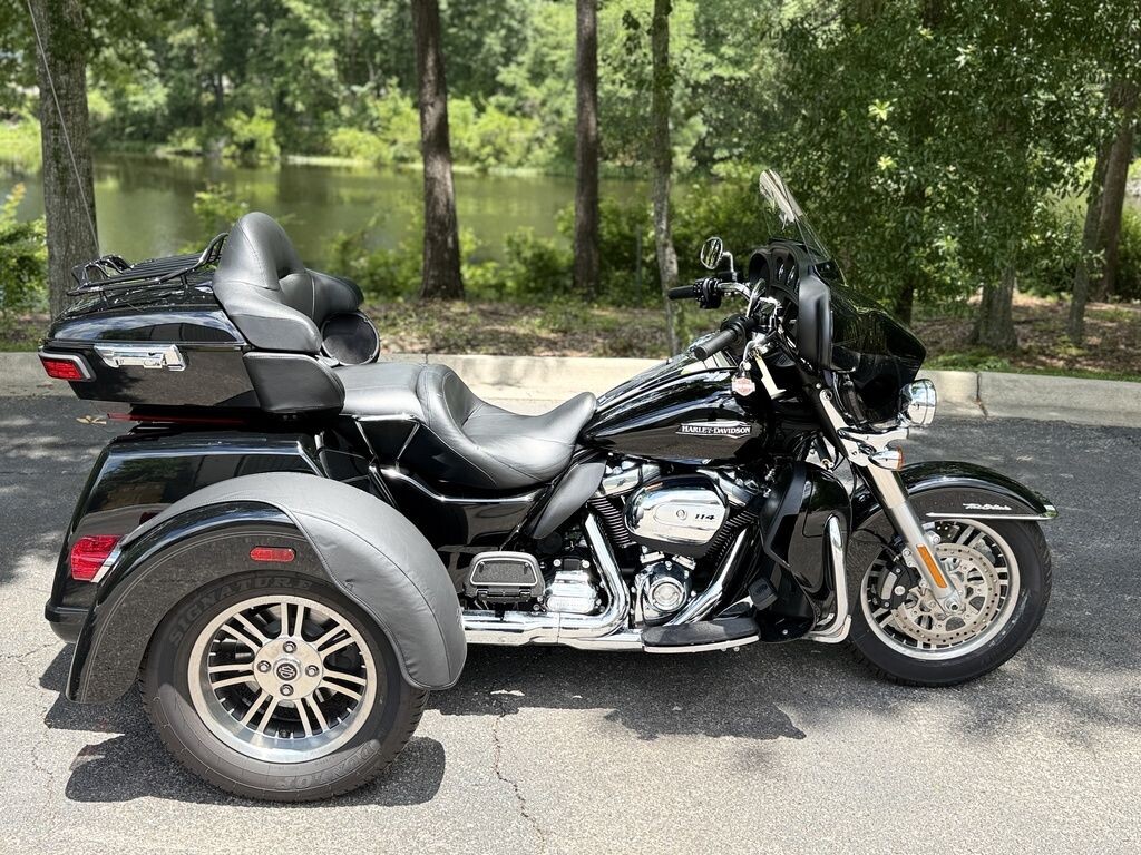 FLHTCUTG 2020 Tri Glide Ultra