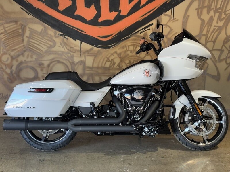 FLTRX 2025 Road Glide™