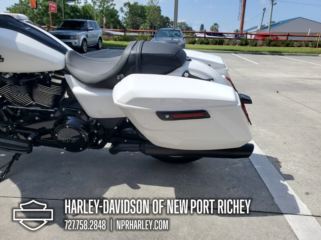 2025 Harley-Davidson Street Glide - Photo 8