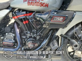 2025 Harley-Davidson® CVO™ Road Glide™ ST thumb 1